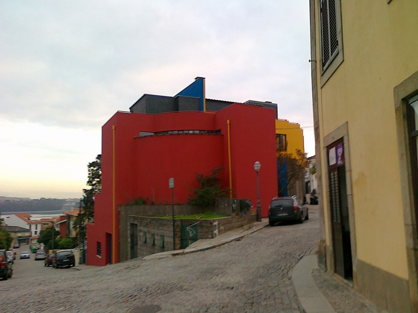 03 Ruas do Montebelo, 116/130 e Beneditina, 213